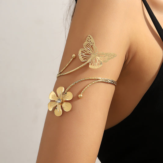 Butterfly Arm Decorations, Metal Texture Three-dimensional Flowers Exquisite Hollow Design