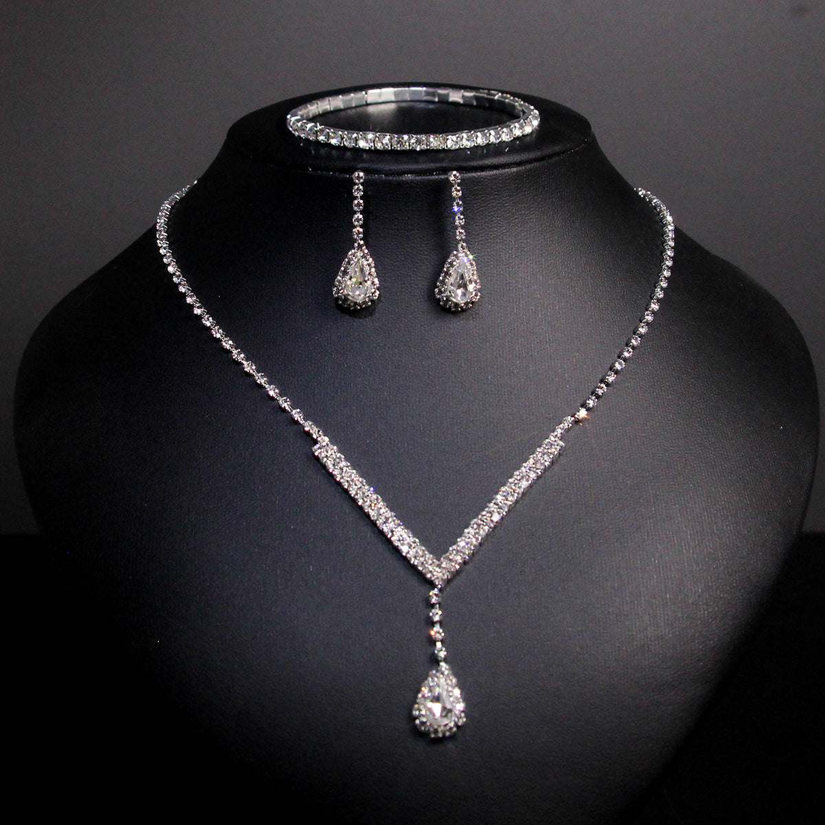 Elegant Lady Streetwear Water Droplets Tassel Heart Shape Copper Alloy Plating Inlay Rhinestones Zircon Women's Earrings Necklace Jewelry Set