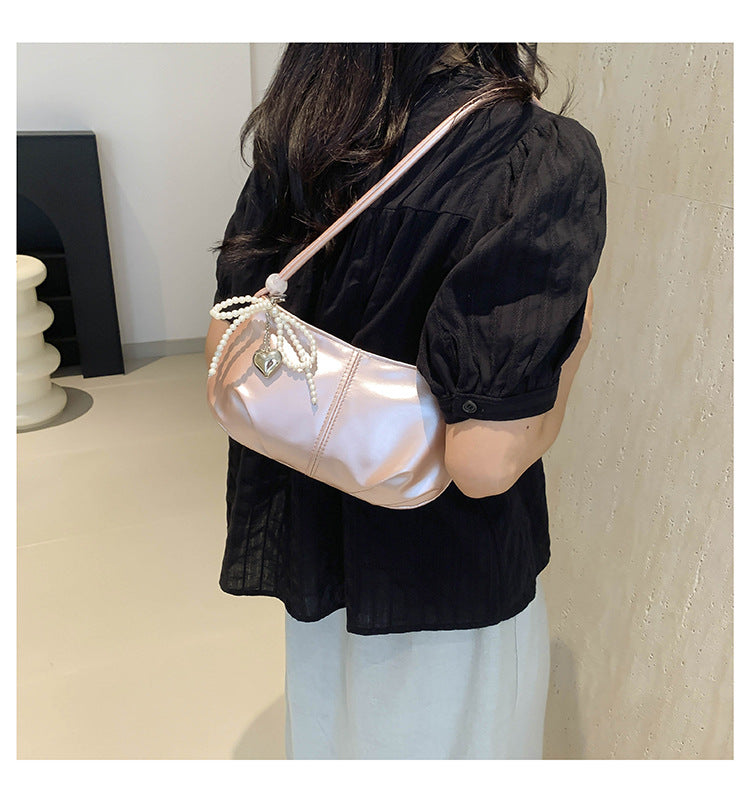 Women's Pu Leather Solid Color Streetwear Pillow Shape Zipper Crossbody Bag