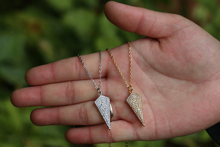 fashion copper arrow pendant micro-inlaid zircon full zircon necklace