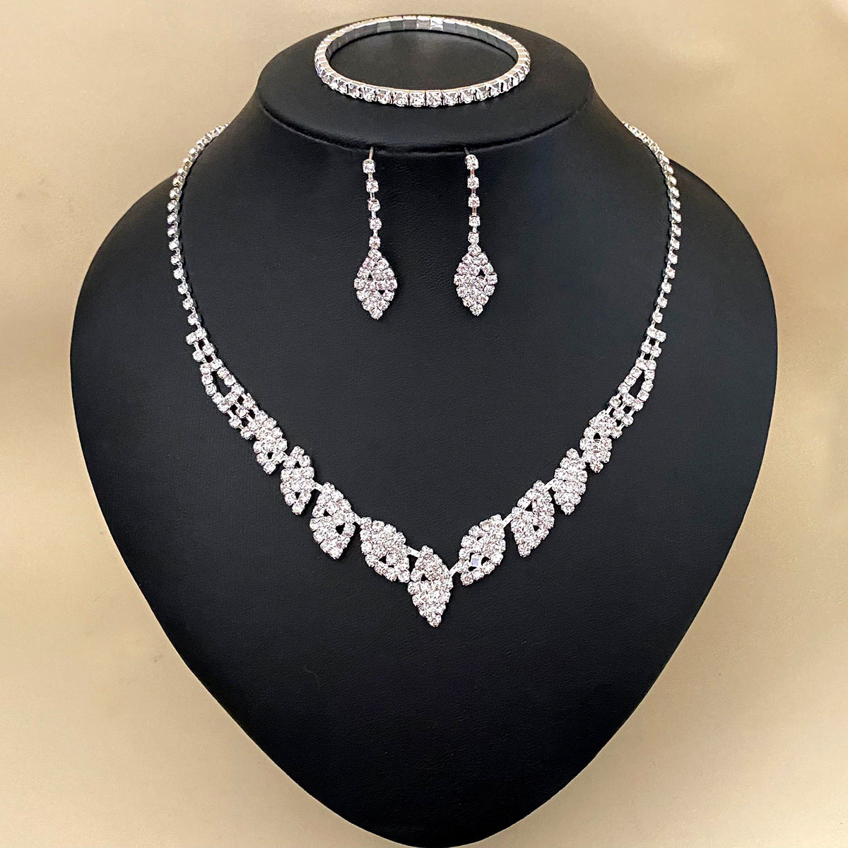 Elegant Lady Streetwear Water Droplets Tassel Heart Shape Copper Alloy Plating Inlay Rhinestones Zircon Women's Earrings Necklace Jewelry Set