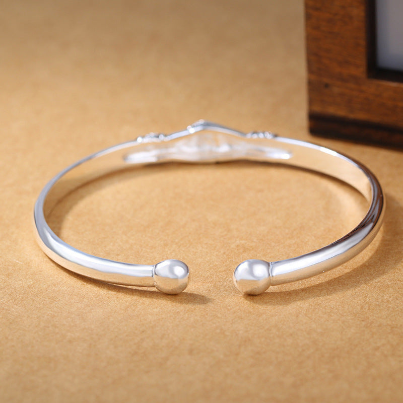 Bracelet Female Hand Ornaments Handshake Creative Bracelets