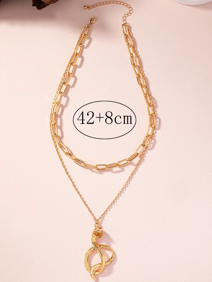 A Necklace Made of Iron and Zinc Alloy Ladies' Pendant Necklace Pendant Retro Style Snake Head Design Pendant Necklace Suitable for Casual and Versatile Daily Travel Couple Dating Necklace