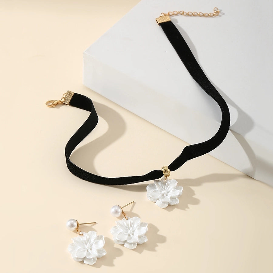 Y2K Elegant Streetwear Flower Alloy Plastic Women's Earrings Necklace Jewelry Set