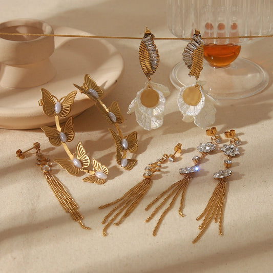 1 Pair Luxurious Simple Style Commute Flower Butterfly chain Inlay 304 Stainless Steel Acrylic Imitation Pearl Zircon 18K Gold Plated Drop Earrings