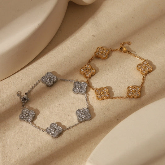 Basic Vintage Style Four Leaf Clover Flower 304 Stainless Steel 18K Gold Plated Zircon Bracelets In Bulk