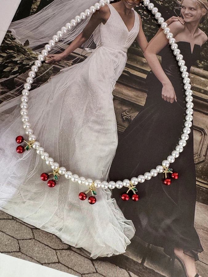 1 Piece Fashion Elegant Red Cherry Pendant Stringed Pearls Necklace Suitable for Daily Party Wear