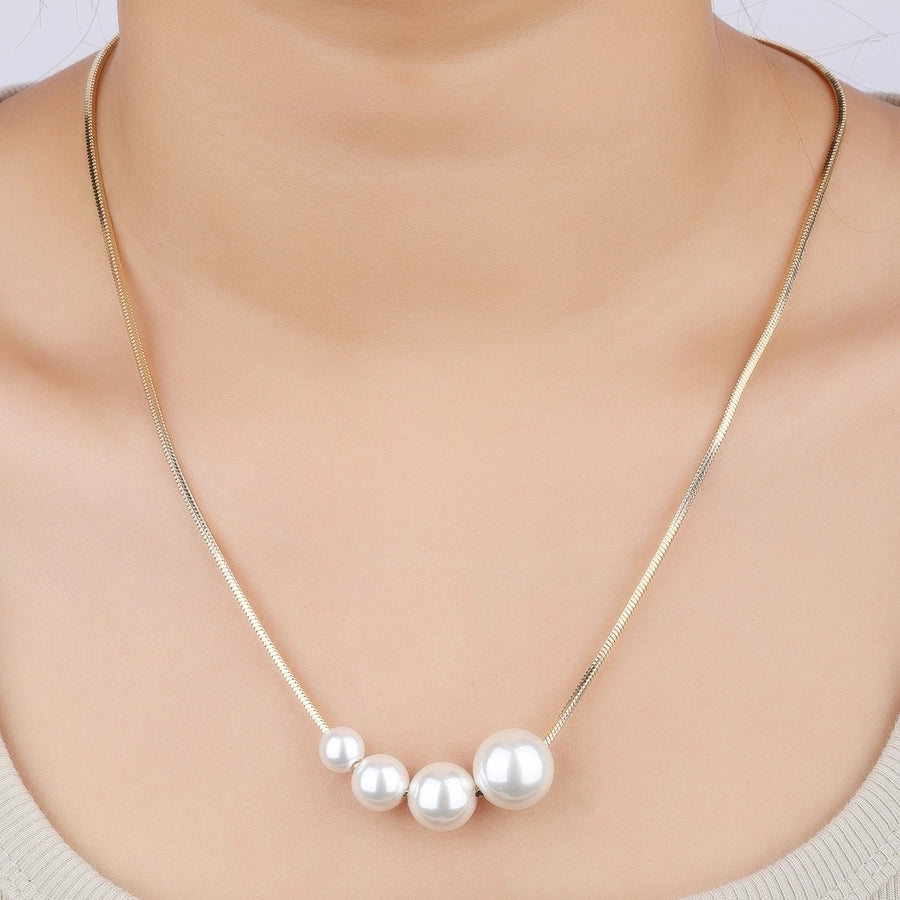 Copper 18K Gold Plated Asymmetrical Hollow Out Round Heart Shape Artificial Pearls Necklace