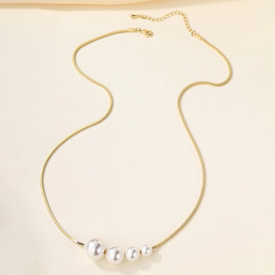 Copper 18K Gold Plated Asymmetrical Hollow Out Round Heart Shape Artificial Pearls Necklace