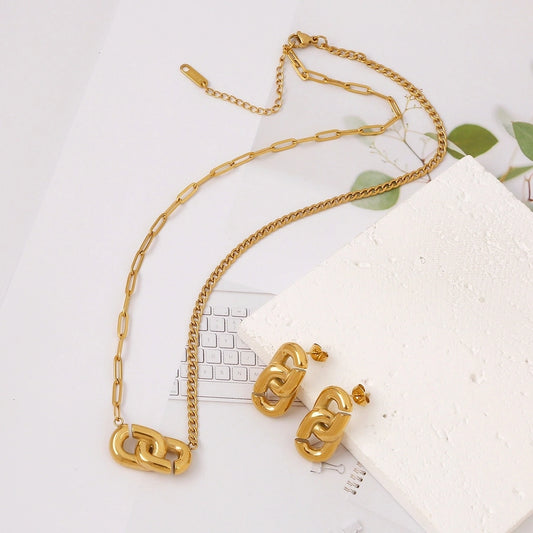 Hot Selling Crossed Circle Stainless Steel Earrings Female Furnace Vacuum Vapor Plating 18K Gold Earrings Necklace Suit