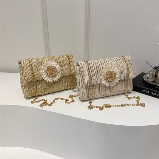 Women's Medium Braid Solid Color Flower Vintage Style Vacation Square Magnetic Buckle Crossbody Bag