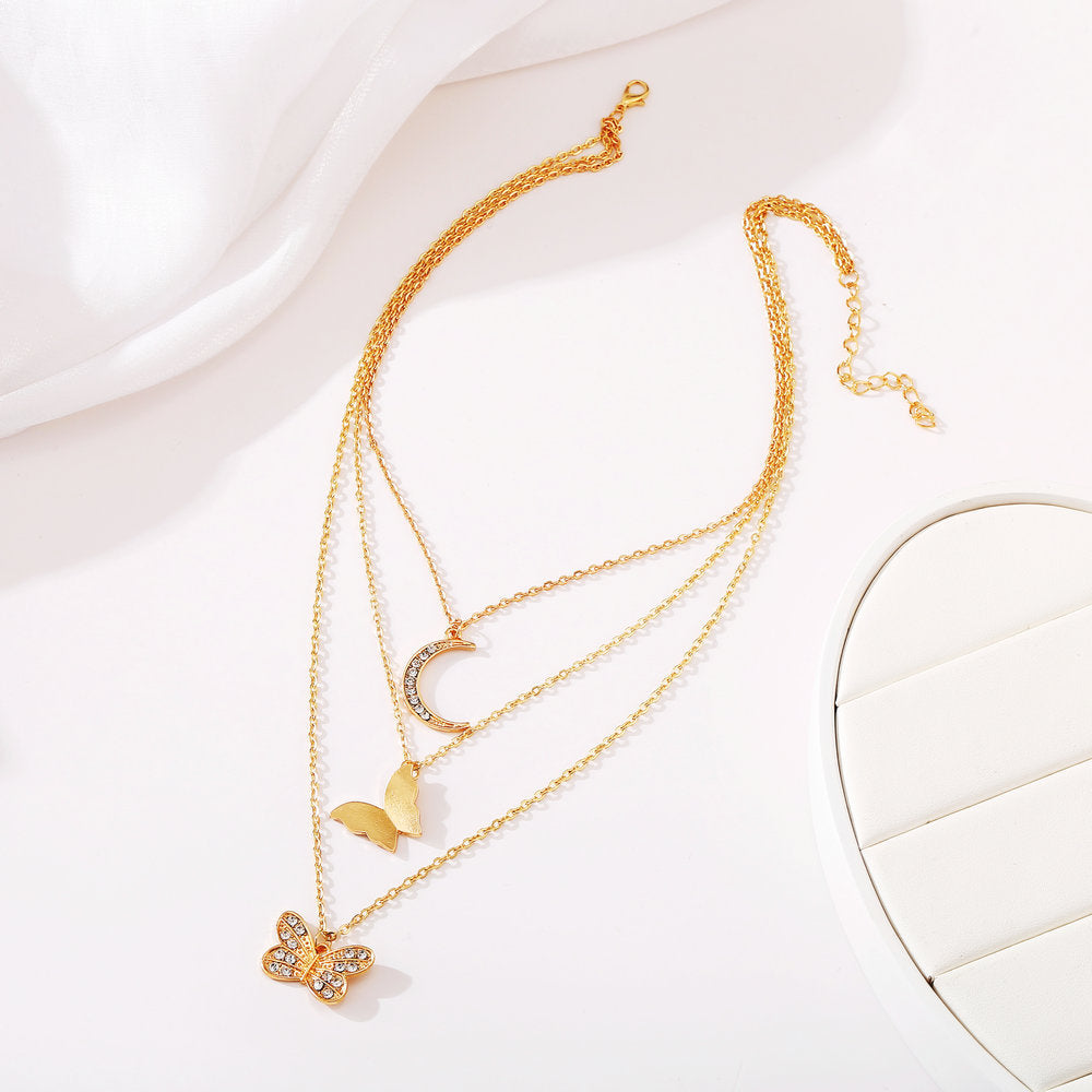 vintage style rhinestone  necklace