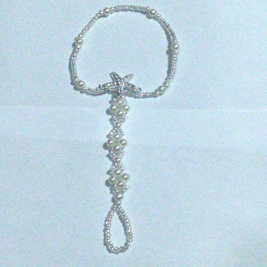 Pearl Elastic Full Diamond Starfish Feet Chain