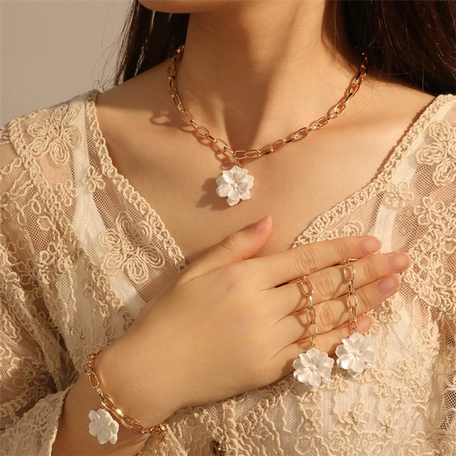 Y2K Elegant Streetwear Flower Alloy Plastic Women's Earrings Necklace Jewelry Set