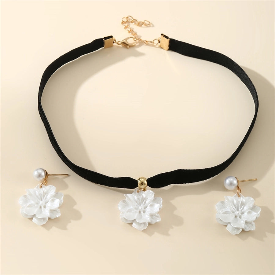 Y2K Elegant Streetwear Flower Alloy Plastic Women's Earrings Necklace Jewelry Set