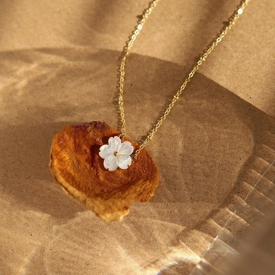 Jewelry Sweet Flower 201 Stainless Steel Shell Plating Pendant Necklace