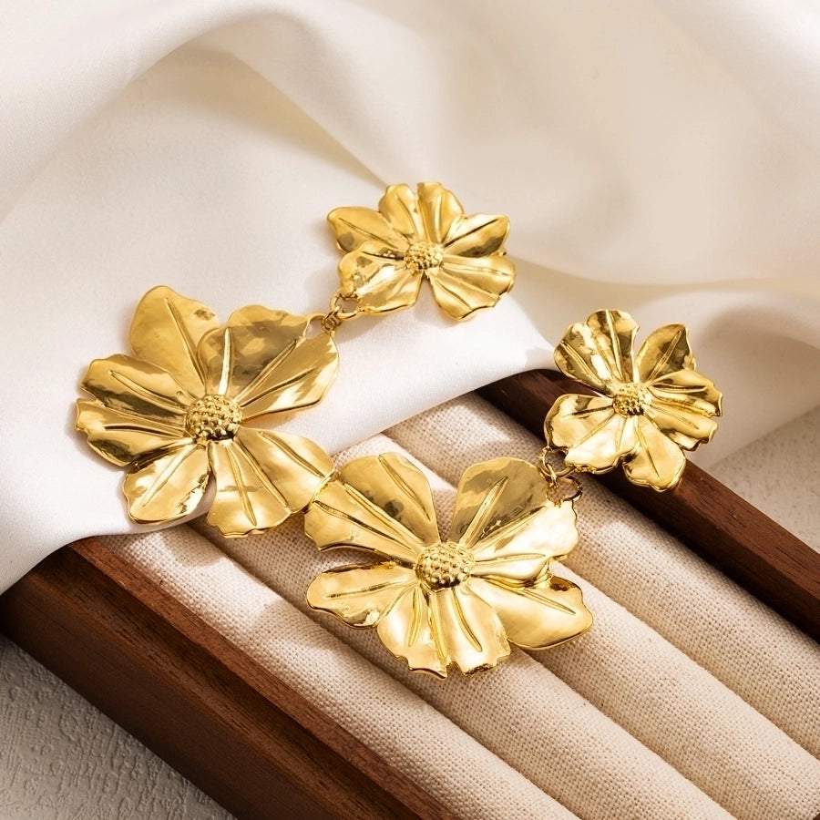 1 Pair Cool Style Round Leaves Flower Pleated 304 Stainless Steel 18K Gold Plated Drop Earrings