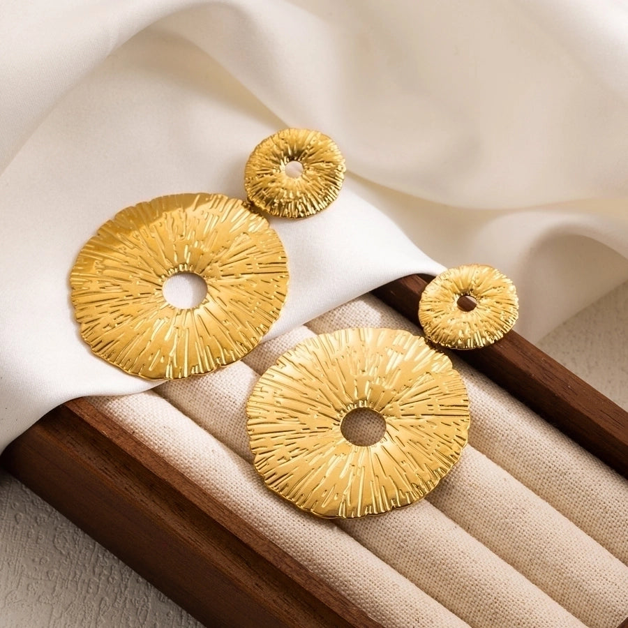 1 Pair Cool Style Round Leaves Flower Pleated 304 Stainless Steel 18K Gold Plated Drop Earrings