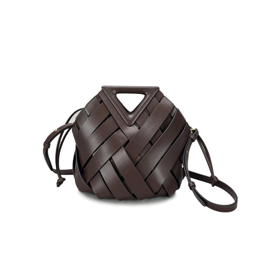 Women's Two-Layer Cowhide Leather Irregular Geometric Elegant Basic Classic Style Bucket Magnetic Buckle Straw Bag